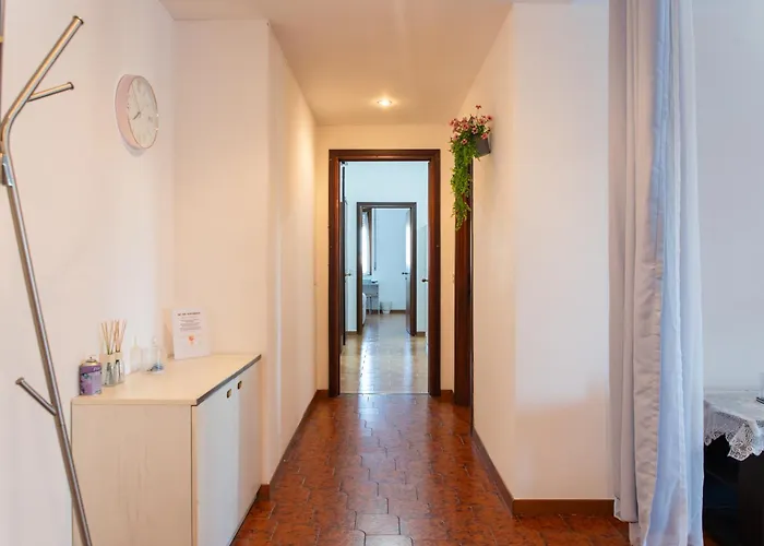 Ampio Con Terrazzo, 3 E 2 Bagni A 2 Passi Dalla Metro Appartement