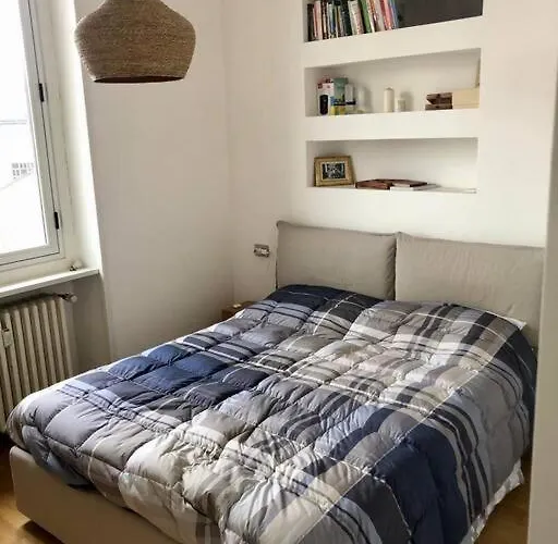 Luminoso A Citylife E Vicino A Mico