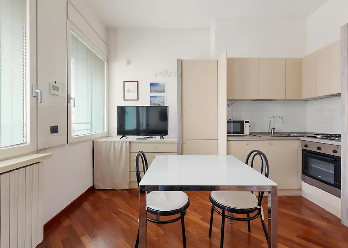 Apartamento Bright & Comfy With Parking Milán