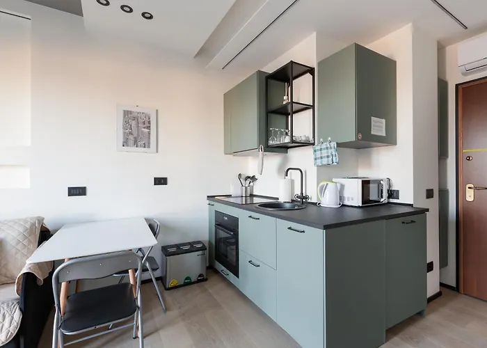 Guesthost - Renovated Apts Milão