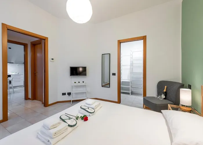 Vigevano, 15 - Navigli - L'altra Darsena * Μιλάνο