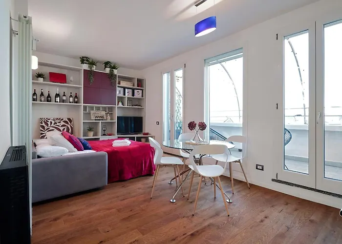 Apartament 5-days In *