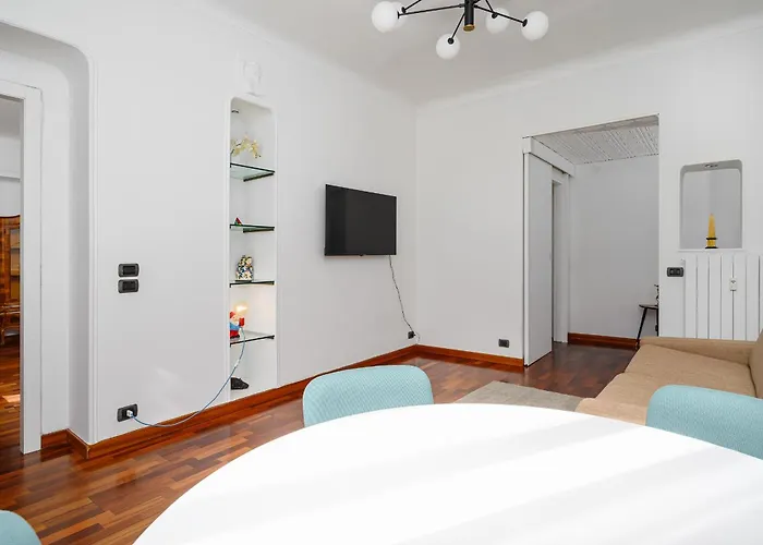 Porta Venezia Charme Apartment *