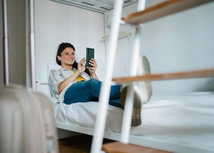 New Generation Center 호스텔