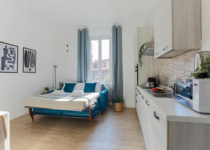 The Rent - Spacious Two Bedrooms Near Porta Romana * Milano