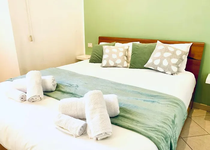 Ringhiera House Tertulliano - Quiet Family Near Fondazione Prada With Free Parking