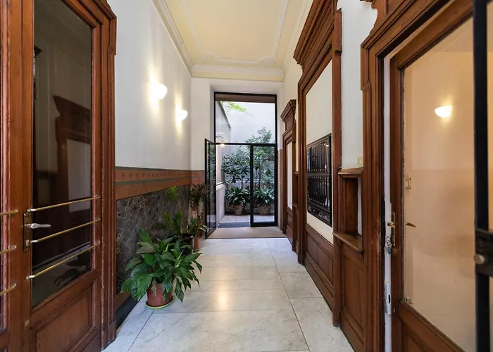 Magnoliaapartments - 5 Nirone Center Апартаменты Милан