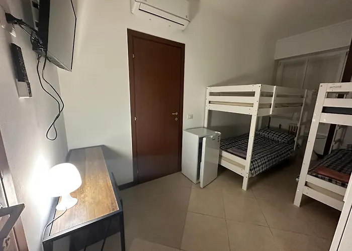 Gigli, Con Cucina In Comune E Terrazza 게스트하우스 *
