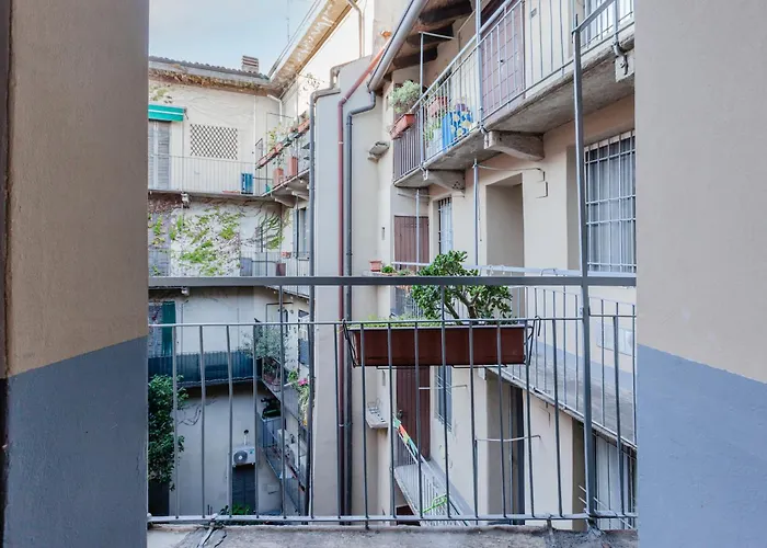 Appartement Guesthost - Sant Ambrogio Lovely Flat