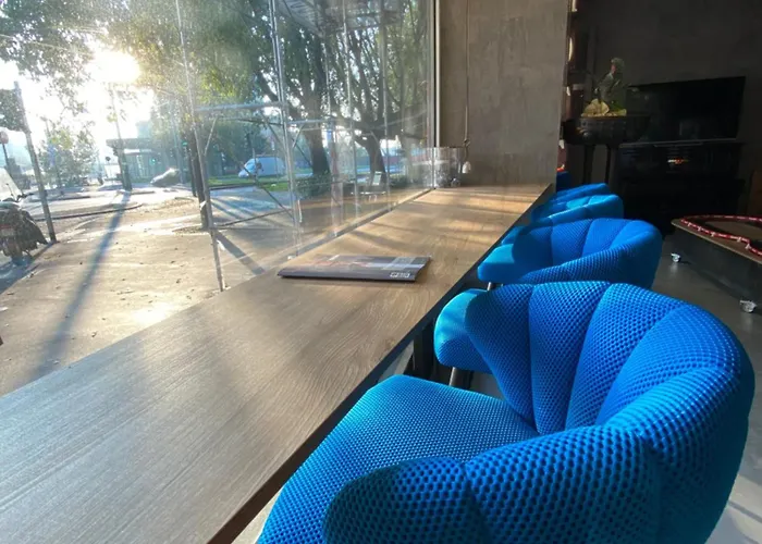 アドミラル 4* ミラノ