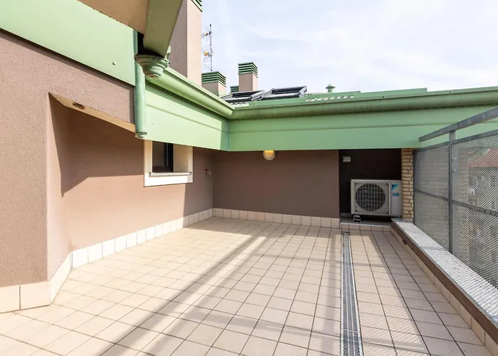 Apartment Wolvesdensuite Con Terrazzi E Garage Gratuito *