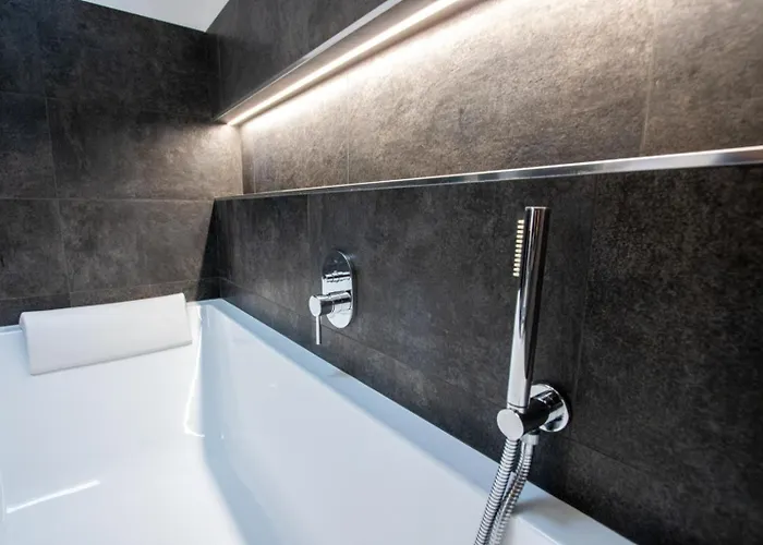 Wolvesdensuite Con Terrazzi E Garage Gratuito Apartment Mailand