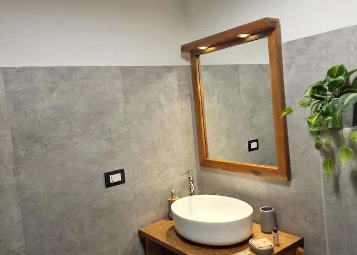 Corte Della Varesina Bed & Breakfast