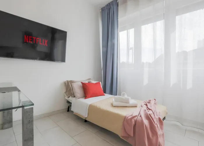 Corso Como-bosco Verticale Con Balcone * ミラノ