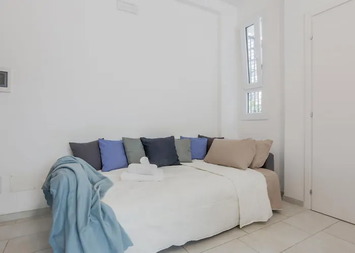 Corso Como-bosco Verticale Con Balcone アパート *