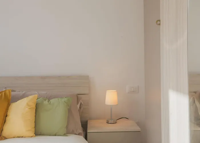 Corso Como-bosco Verticale Con Balcone ミラノ