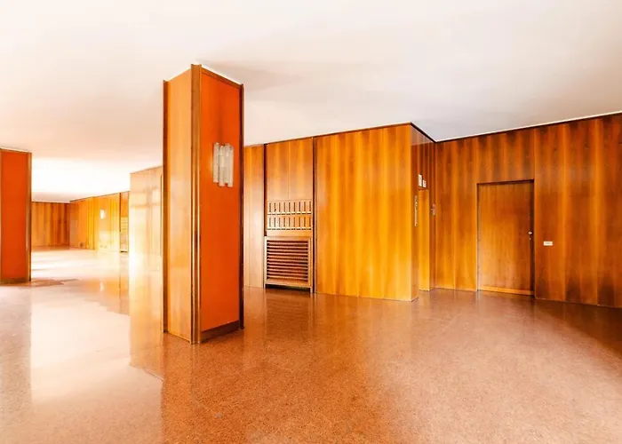 Luxury 2 Bedroom Apartament, Close To San Siro, Fiera And 10 Min Metro To Duomo *