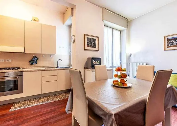 San Siro A 7 Minuti Stanza Con Zone Comuni Habitación en casa particular *