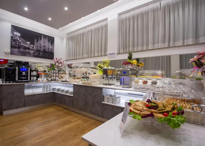 Flora 3* מילאנו