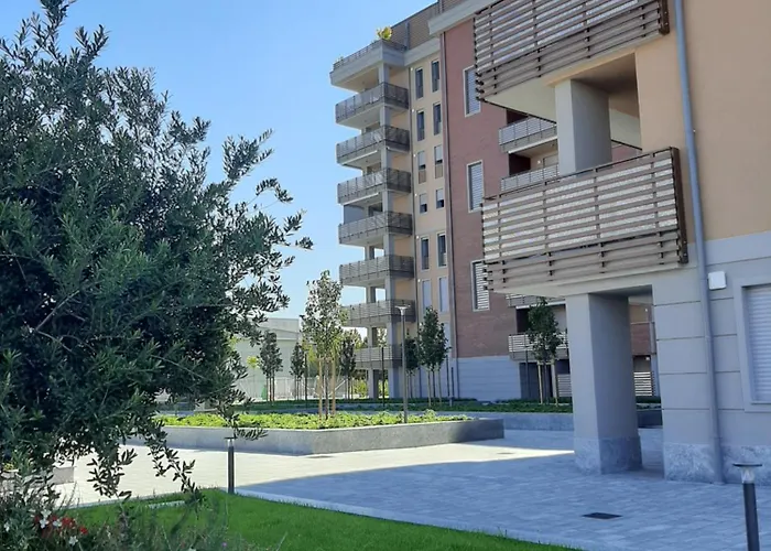 Ampio Bilocale Di Nuova Costruzione Tra Aree Verdi Hotel *