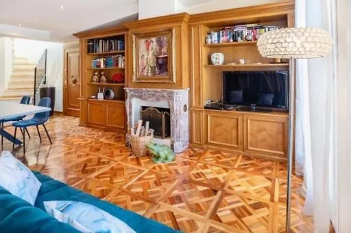 아파트 Panoramic Luxury Penthouse 6 People *