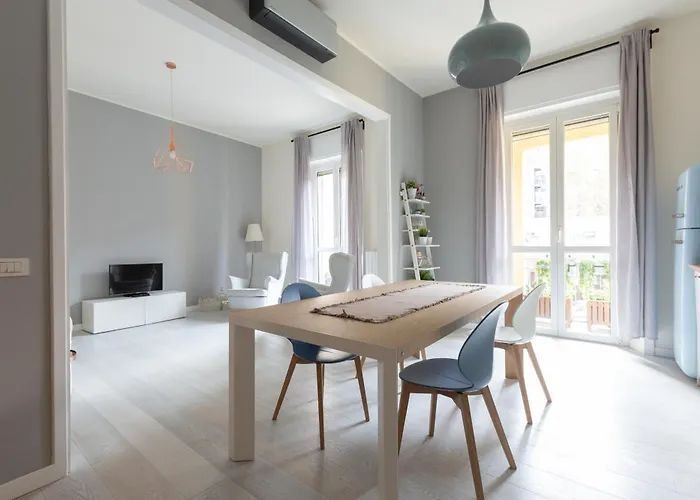 Porta Volta Bright And Roomy Flat Apartman *