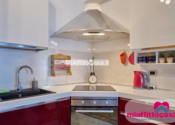 アパート Wissam's Red Kitchen ミラノ