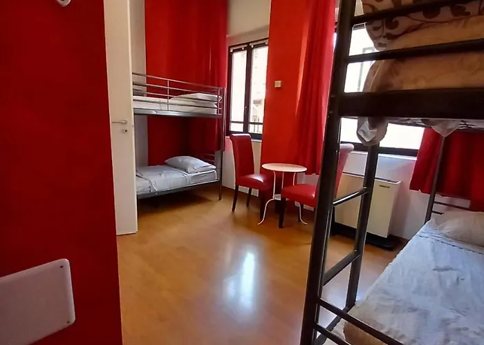 Hostel Atmos Luxe Navigli *