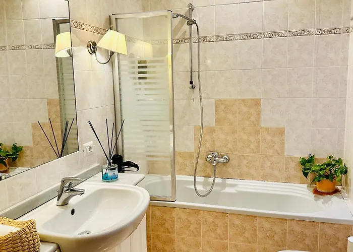 Prada House - Posto Auto Coperto Daire Milano