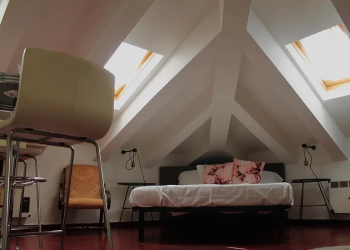 Mercanti Attic Version