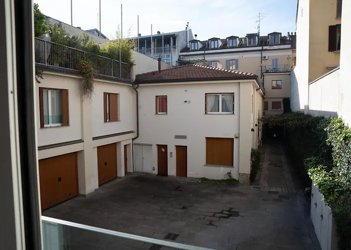 Bubi House Porta Romana Milan
