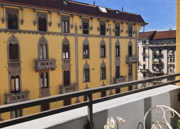 Appartamento Elegante Monolocale - Pecchio 1930 *