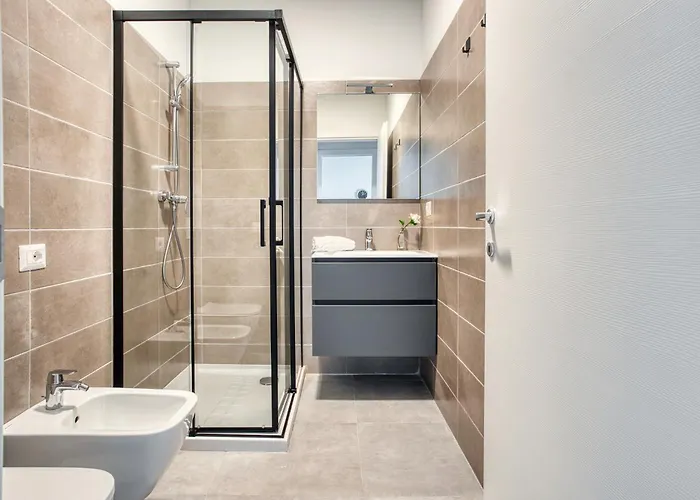 Hostmate - - Genesio -maciachini *