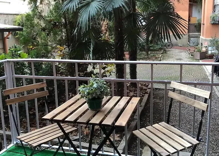 Urbanjungle - Centre With Balcony ミラノ