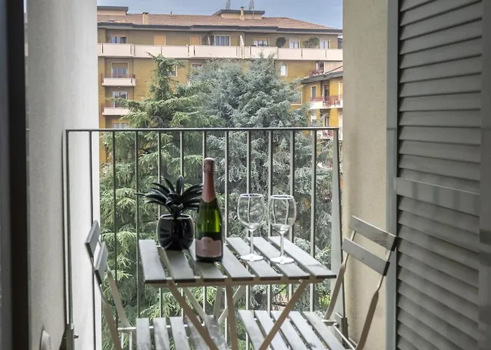 公寓 Free Parking - Duomo Centro Modern - Private Gym - Metro 米兰