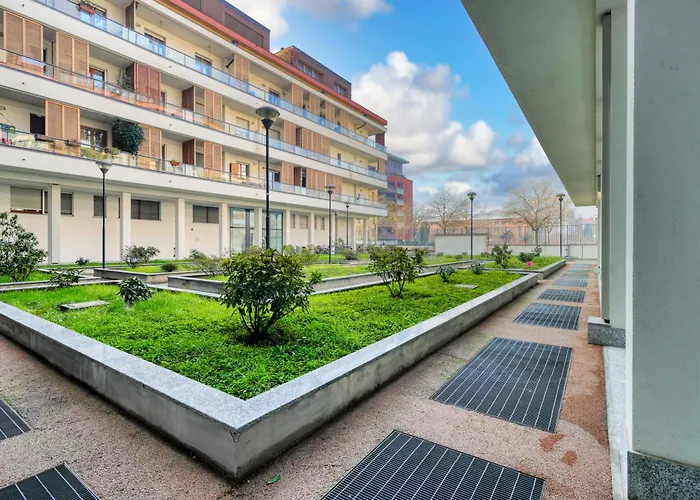 Apartment Joivy Elegant With Parking And Balcony Milan