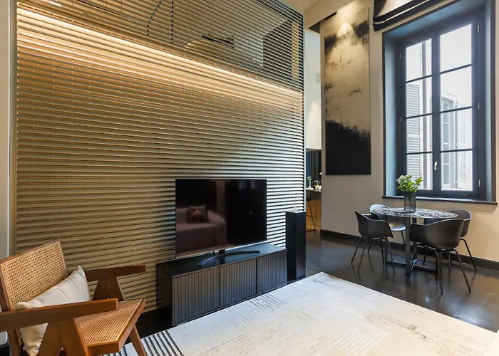 Apartament The Rent - Refined Loft In Downtown Mediolan