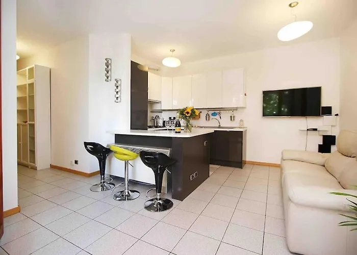 Bellissimo Bilocale Con Terrazzo * Milano