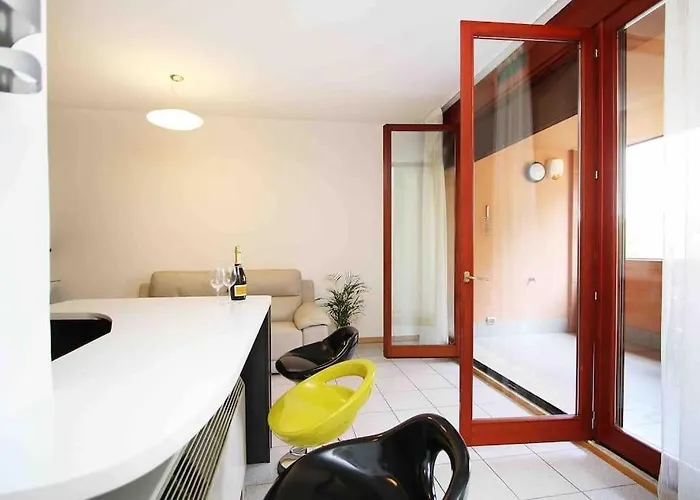 Bellissimo Bilocale Con Terrazzo