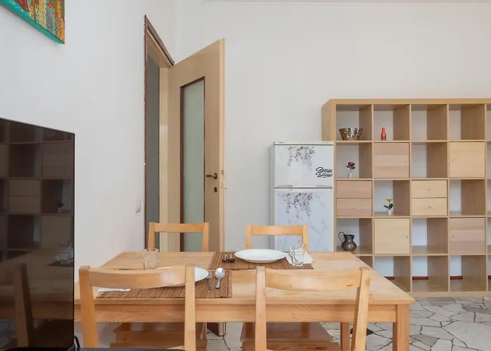 아파트 Xenia - Spacious Two-room In The Flower District 밀라노