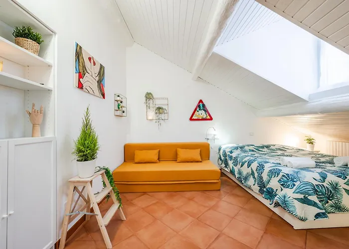 Appartement The White Jungle - San Babila Attic *