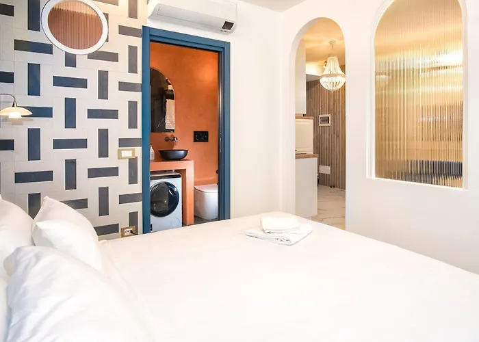 Ms Marple Luxury Station Appartement *