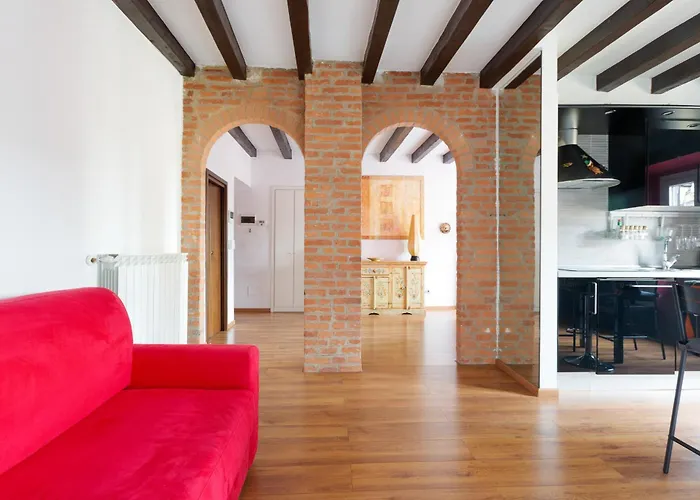 아파트 Colonne Di San Lorenzo - Colorful Apartment!