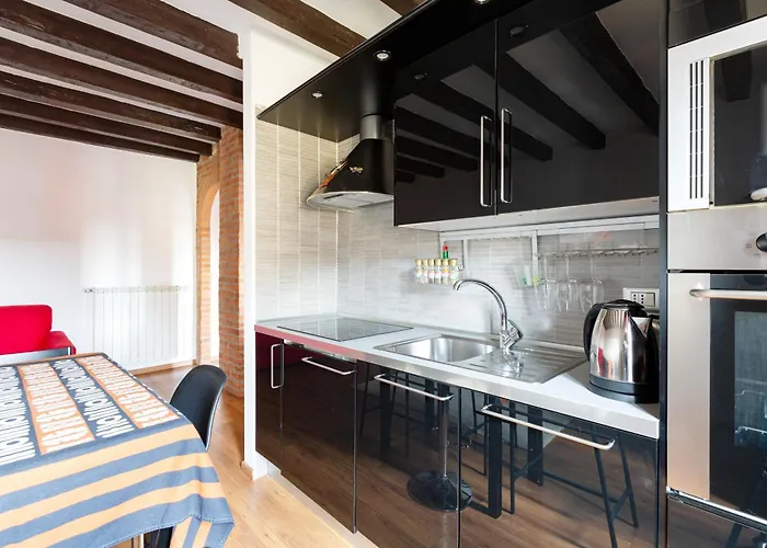 아파트 Colonne Di San Lorenzo - Colorful Apartment! *