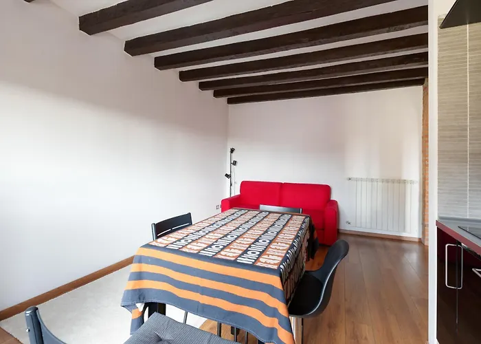 Colonne Di San Lorenzo - Colorful Apartment! 아파트 *