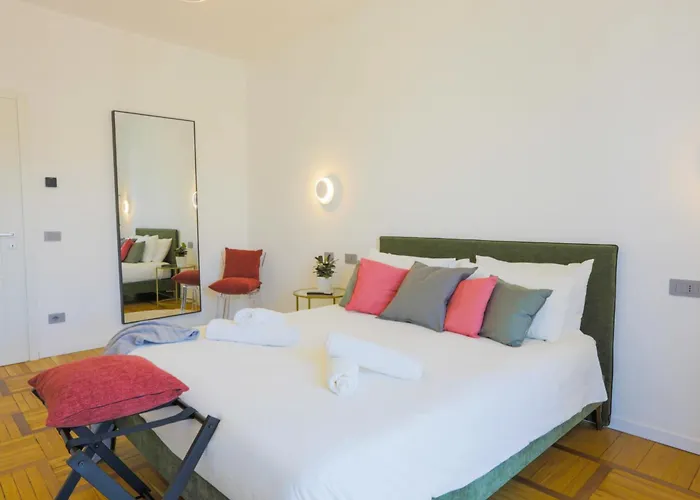 [private Apartament] Luxury 5 Bedroom - Station