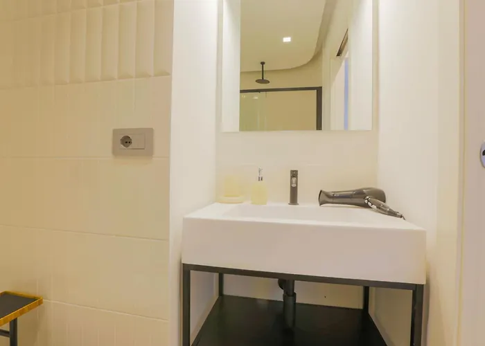 [private Apartament] Luxury 5 Bedroom - Station Appartamento