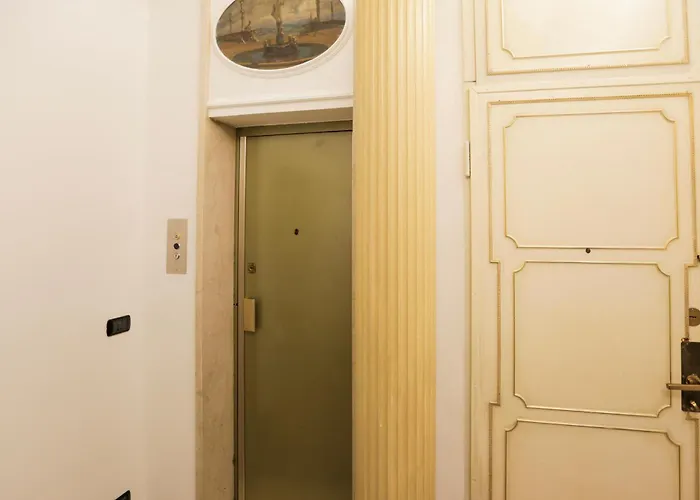 Appartamento [private Apartament] Luxury 5 Bedroom - Station