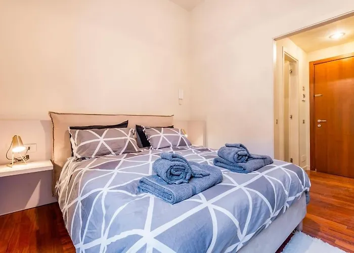 아파트 Brera-duomo-castle Luxury Design Apt. M2 1' Walk
