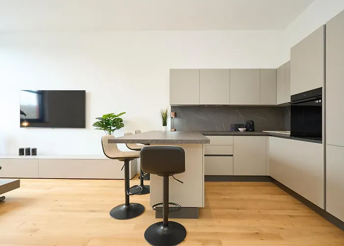 Luxury Design - 20 Minutes From Duomo-navigli Apartman Milánó